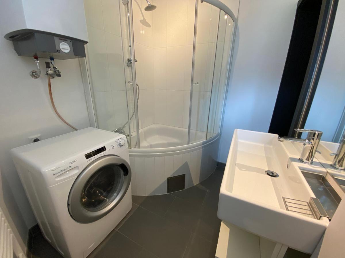 Apartma Corner Of -